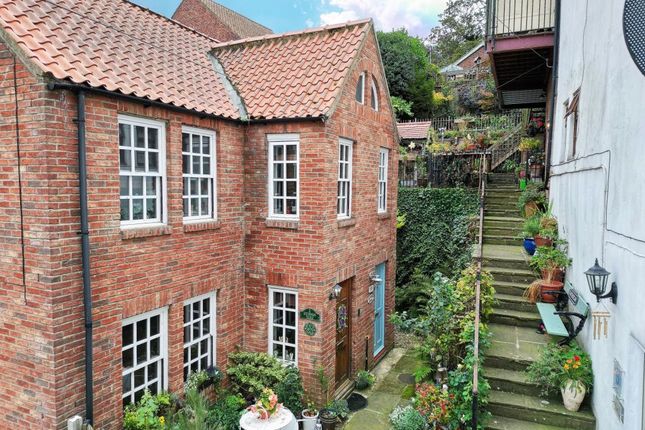 2 Hydings Yard, Whitby 2 bed property for sale