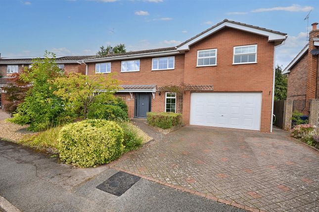 Willowdale, Aston, Stone 4 bed detached house for sale