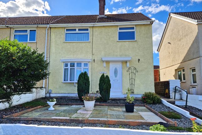HEOL FACH, NORTH CORNELLY, CF33 4DA 3 bed semi