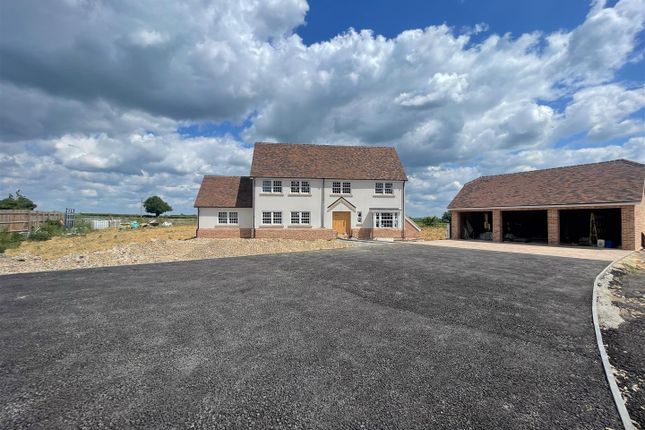 6 bedroom detached house for sale