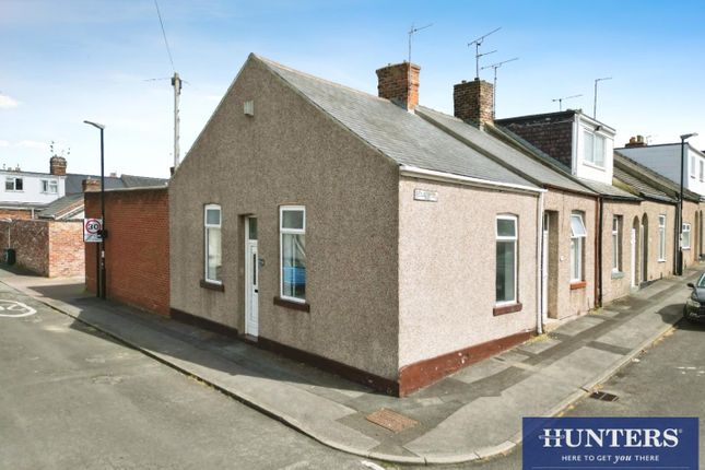 Regal Road, Sunderland 3 bed end of terrace house for sale