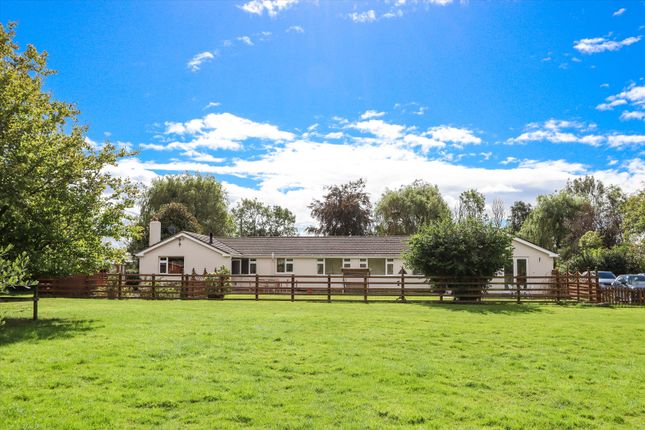 Ham Lane, Kingston Seymour, Clevedon... 4 bed bungalow for sale