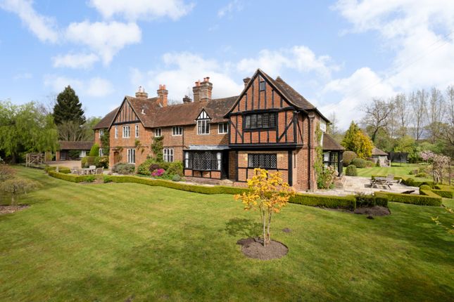 Guildford Road, Woking GU24 8 bed detached house for sale