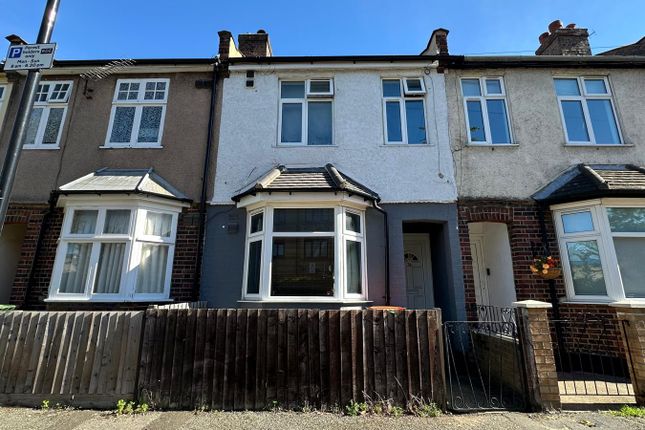Kennard Street, London E16 3 bed terraced house for sale