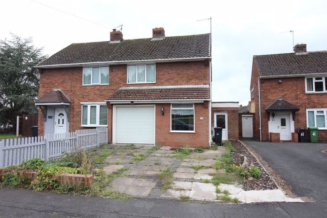 2 bedroom semi-detached house for sale