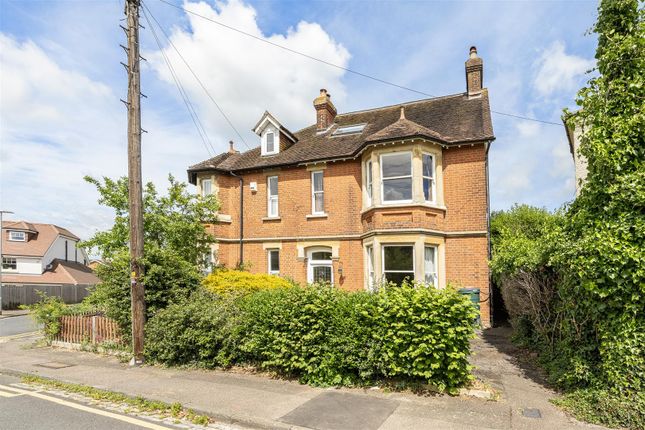5 bedroom semi-detached house for sale