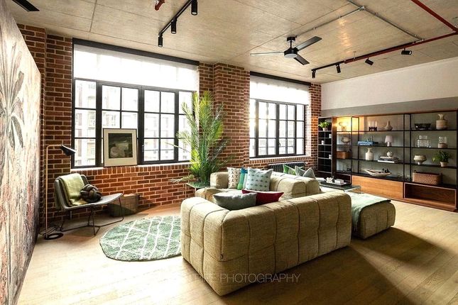 No.8 Harbord Square, Canary Wharf, E14 1 bed apartment for sale