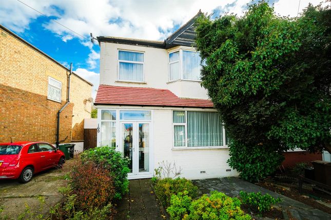 Hall Lane, Chingford 3 bed house for sale