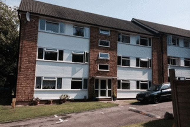 Tupwood Lane, Caterham 2 bed apartment for sale