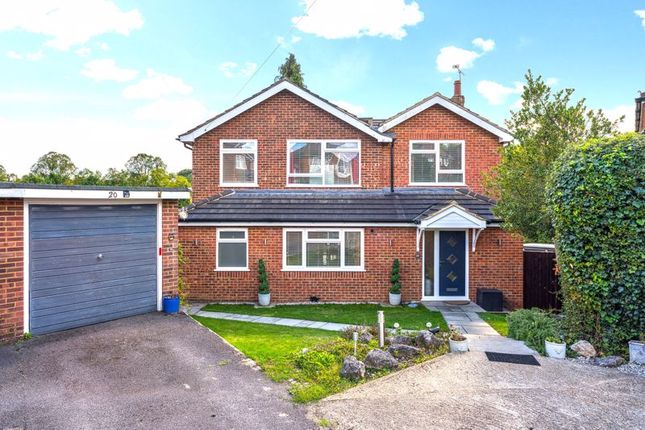 Hazlemere View, Hazlemere HP15 5 bed detached house for sale