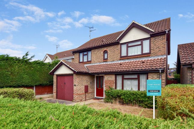 Barrington Close, North Shoebury... 4 bed detached house for sale
