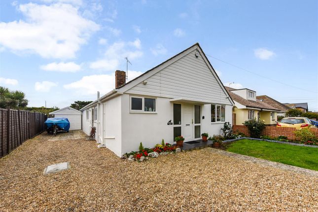 Farm Road, Bracklesham Bay, Chichester 3 bed detached bungalow for sale