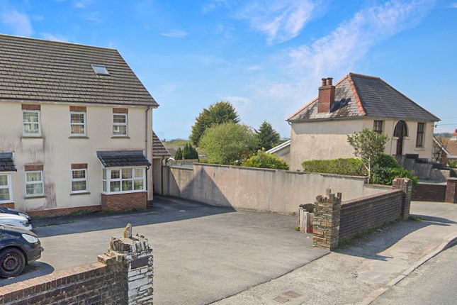 4 bed semi-detached house