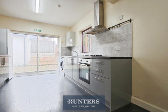 Esmar Crescent, Hendon, London, NW9 3 bed semi