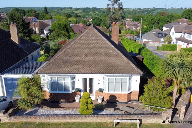 Sutherland Avenue, Cuffley 3 bed detached bungalow for sale