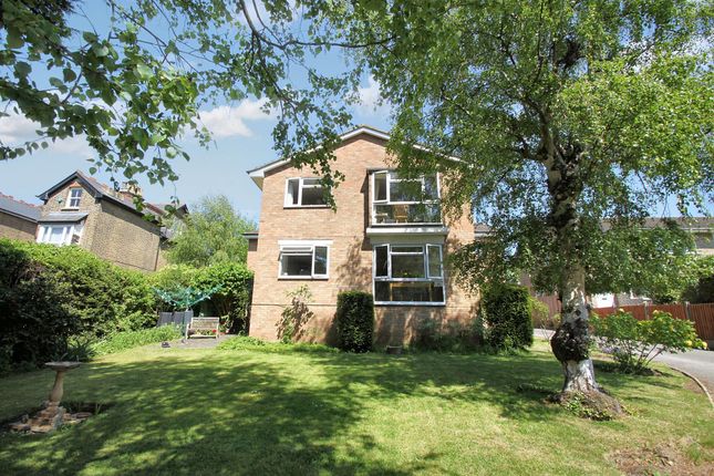 2 bed flat