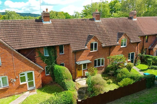 Holland Road, Oxted RH8 3 bed terraced house for sale