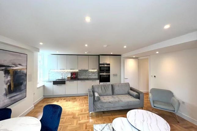 Peacock Court, London W14 1 bed flat for sale