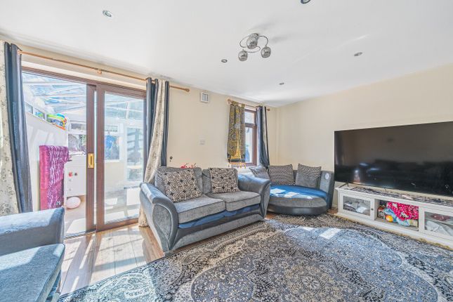 Hither Green, London, SE13 3 bed terraced house for sale