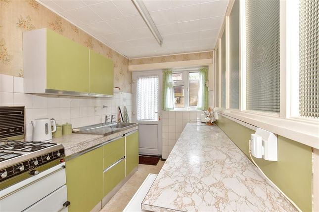 Whitstable Road, Canterbury, Kent 1 bed ground floor flat for sale