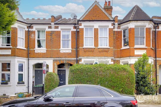 Lyndhurst Road, Wood Green, N22 2 bed apartment for sale