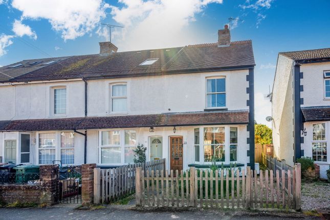 New North Road, Reigate RH2 2 bed end of terrace house for sale