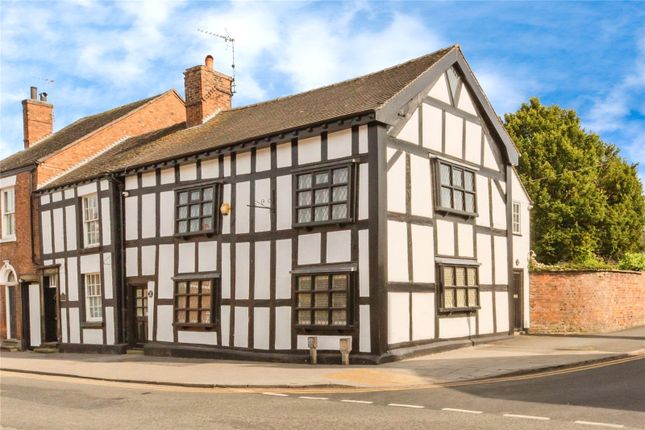6 bedroom semi-detached house for sale