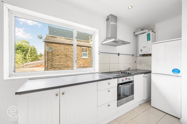Greenford Avenue, London, W7 2 bed flat for sale