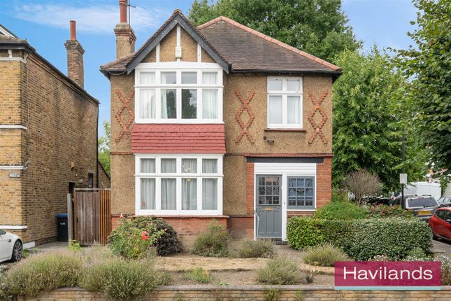 Green Lanes, Winchmore Hill 5 bed detached house for sale