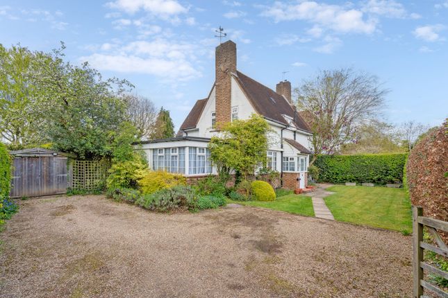 Crutches Lane, Beaconsfield HP9 3 bed detached house for sale