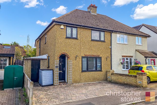 Orchard Square, Broxbourne... 3 bed semi
