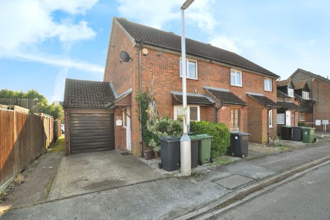 Lamb Meadow, Arlesey 2 bed end of terrace house for sale