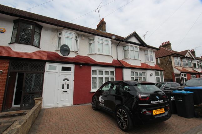 Princes Avenue, London N13 3 bed terraced house for sale