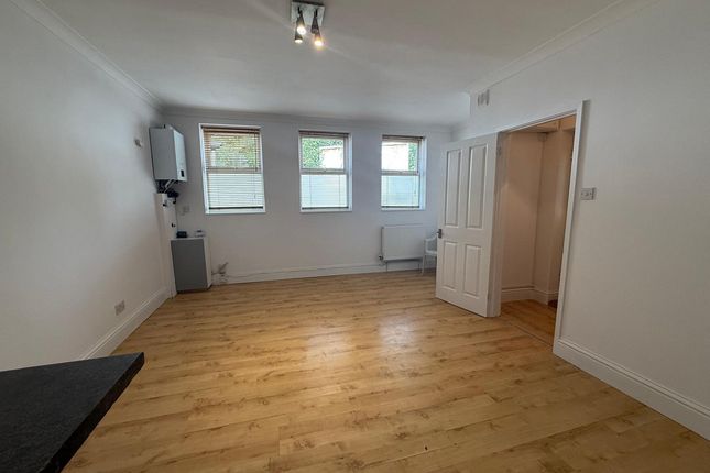 Croydon CR2 1 bed maisonette for sale