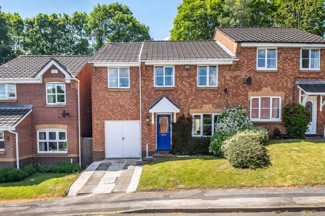 Ellerdene Close, Redditch... 4 bed semi