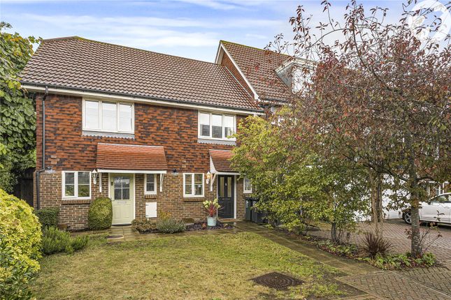Baker Crescent, Dartford, Kent, DA1 2 bed terraced house for sale