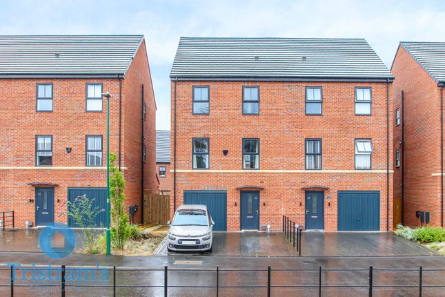 4 bedroom town house for sale