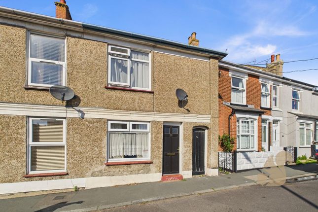 Station Road, Brightlinsea 3 bed end of terrace house for sale