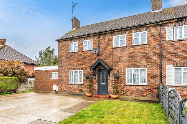Pollards Oak Road, Hurst Green, Oxted 3 bed semi