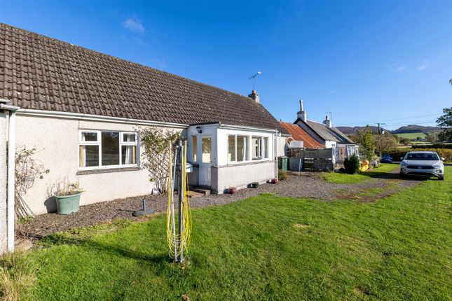 Saucher Village, Kinrossie, Perth 2 bed terraced house for sale