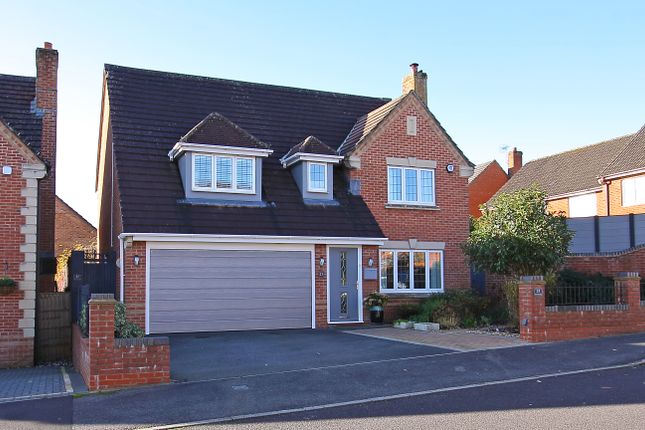 St Swithin Way, Andover, Andover, SP10 4 bed detached house for sale