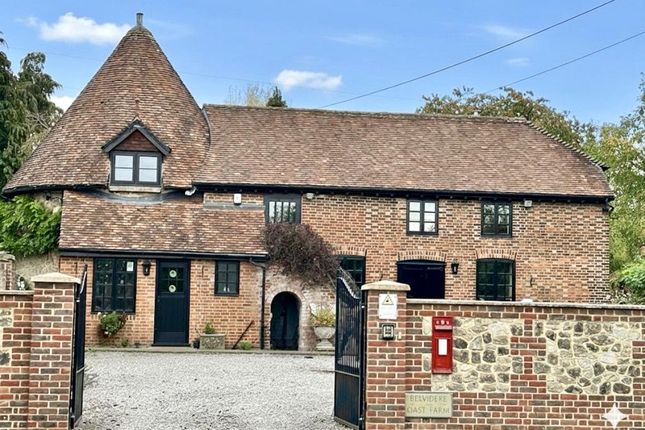 Wateringbury Road, West Malling ME19 3 bed detached house for sale