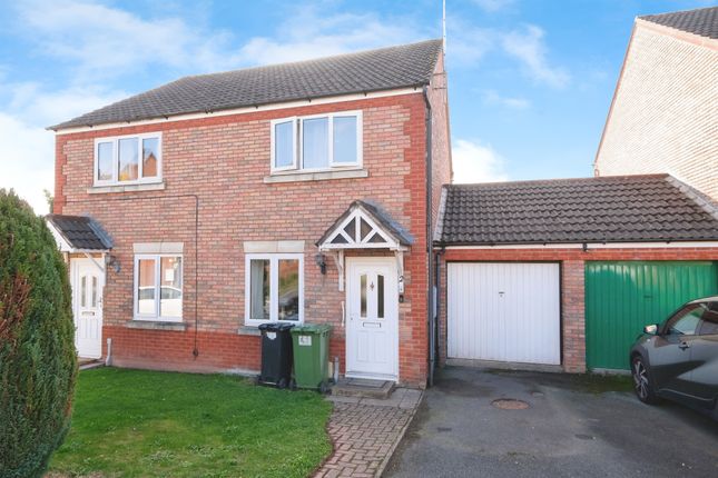 2 bedroom semi-detached house for sale