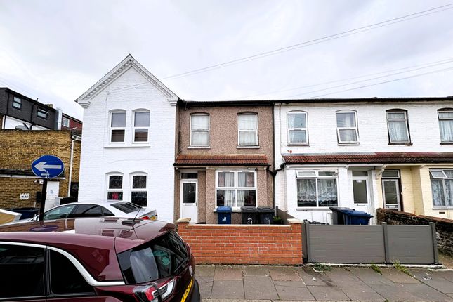Dagmar Road, Southall 3 bed terraced house for sale