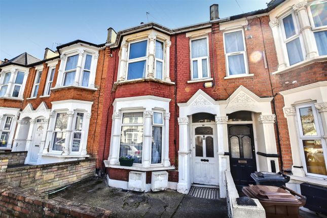 Belmont Park Road, Leyton 1 bed flat for sale