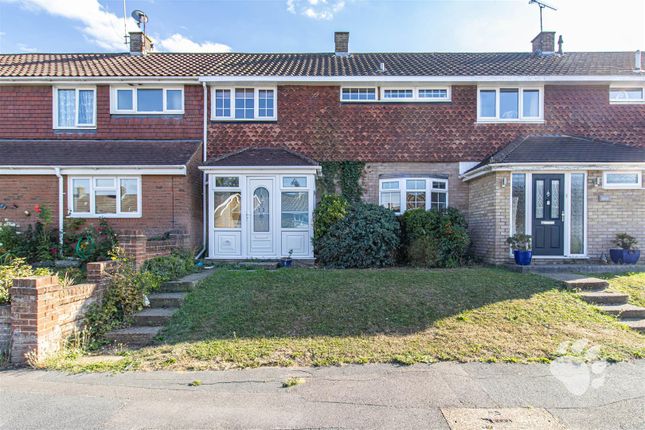 Rantree Fold, Basildon SS16 3 bed terraced house for sale