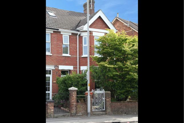 5 bedroom semi-detached house for sale