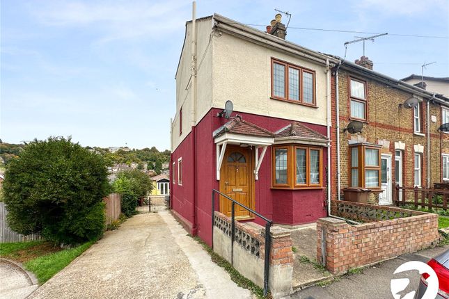 Capstone Road, Chatham, Kent, ME5 4 bed end of terrace house for sale