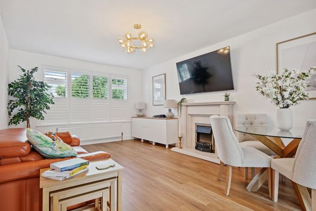 New Road, Bournemouth BH10 3 bed detached house for sale