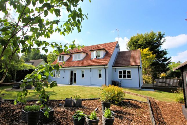 Turpins Chase, Oaklands, Welwyn... 4 bed detached house for sale